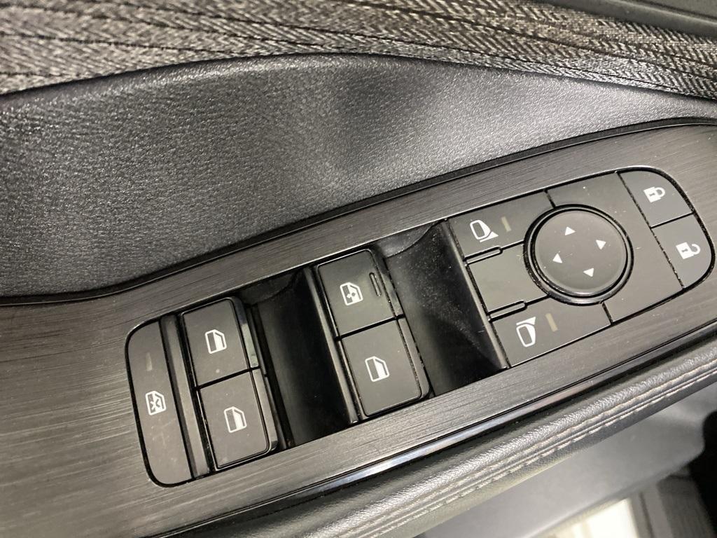 used 2023 Nissan Rogue car, priced at $21,985