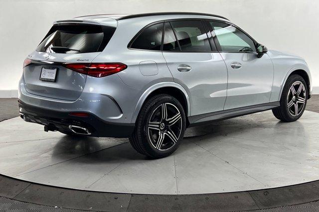 new 2024 Mercedes-Benz GLC 300 car, priced at $61,620