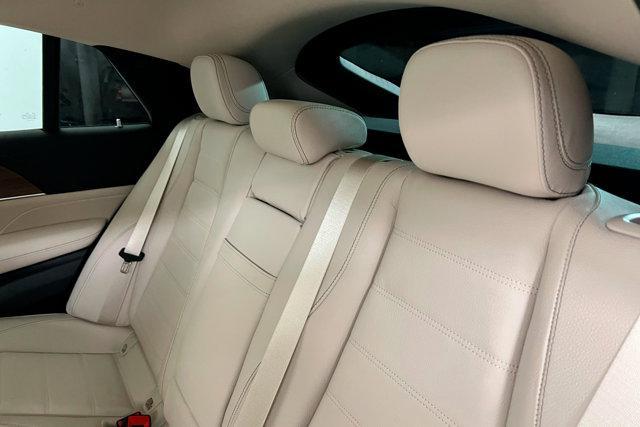 new 2025 Mercedes-Benz GLE 450 car, priced at $91,975