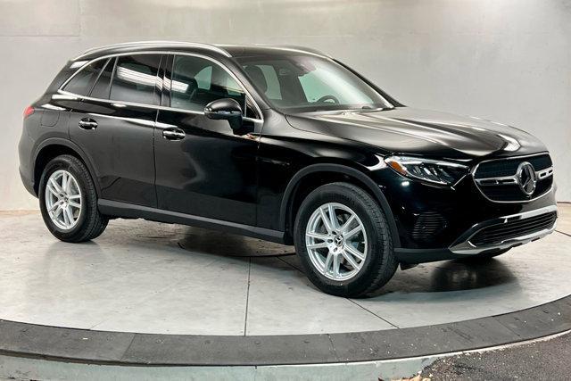 new 2025 Mercedes-Benz GLC 300 car, priced at $55,085