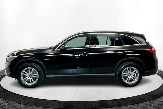 new 2025 Mercedes-Benz GLC 300 car, priced at $55,085