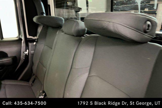 used 2023 Jeep Gladiator car, priced at $36,920