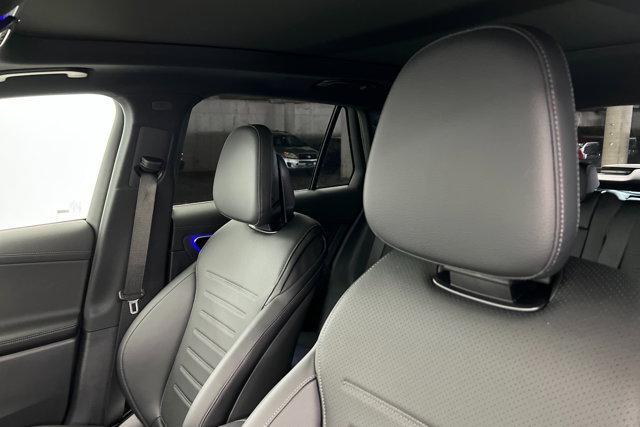 new 2025 Mercedes-Benz GLC 300 car, priced at $57,835