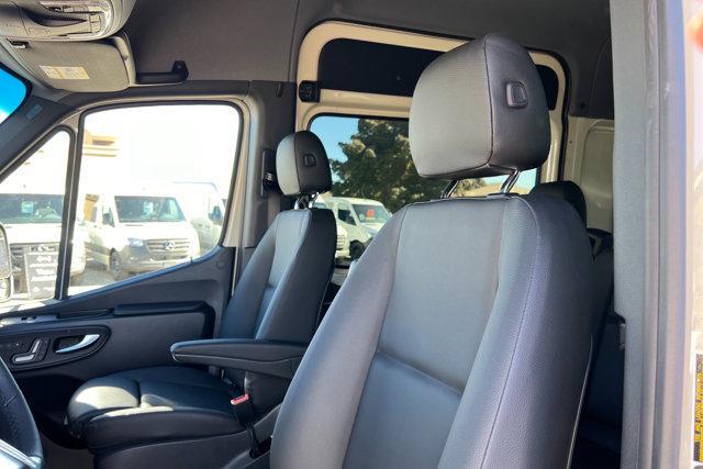 new 2025 Mercedes-Benz Sprinter 2500 car, priced at $72,997