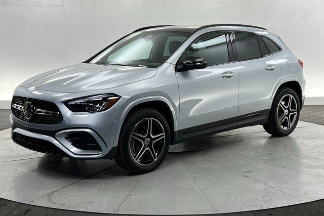 new 2024 Mercedes-Benz GLA 250 car, priced at $53,690