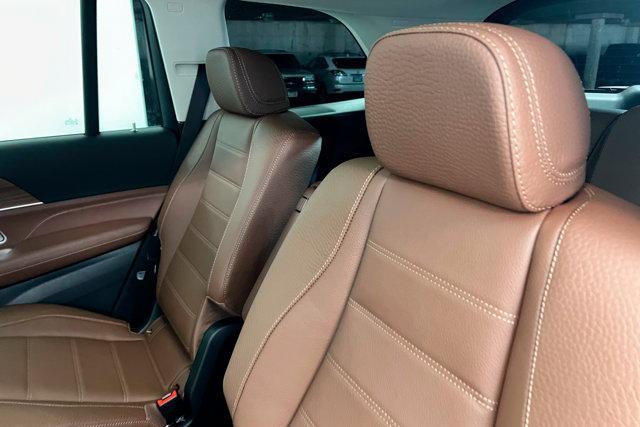 new 2025 Mercedes-Benz GLS 450 car, priced at $101,120