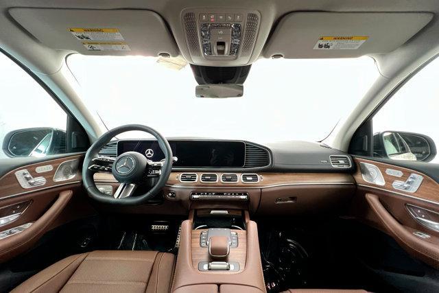 new 2025 Mercedes-Benz GLS 450 car, priced at $101,120
