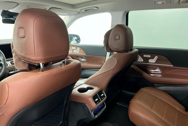new 2025 Mercedes-Benz GLS 450 car, priced at $101,120