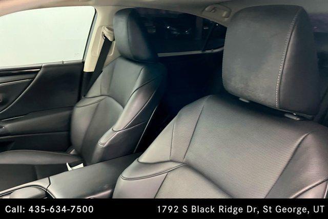 used 2021 Lexus ES 350 car, priced at $29,200