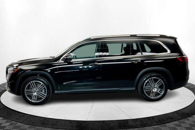 new 2025 Mercedes-Benz GLS 450 car, priced at $96,285
