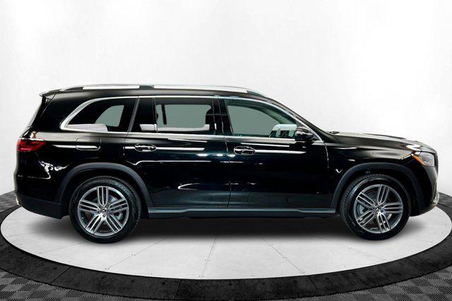 new 2025 Mercedes-Benz GLS 450 car, priced at $96,285