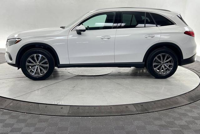 new 2024 Mercedes-Benz GLC 300 car, priced at $50,985