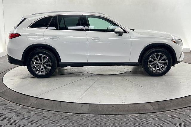 new 2024 Mercedes-Benz GLC 300 car, priced at $50,985