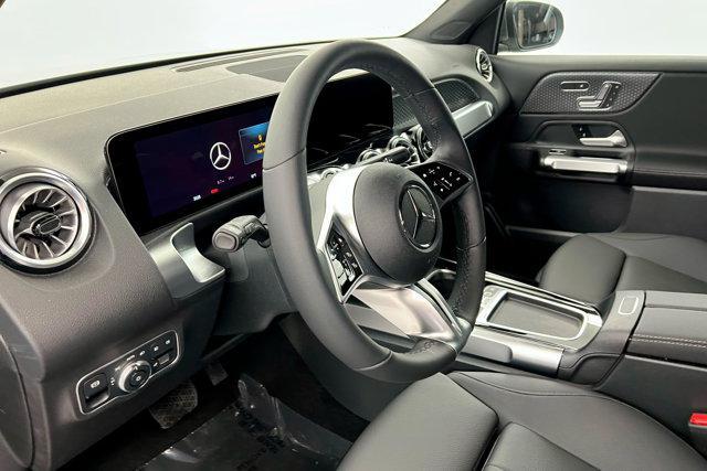 new 2025 Mercedes-Benz GLB 250 car, priced at $51,150