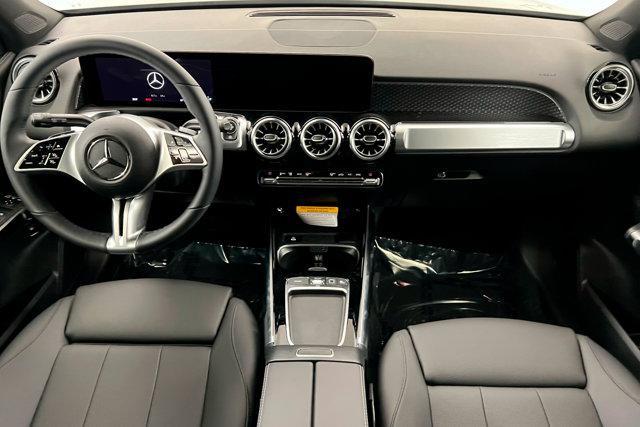 new 2025 Mercedes-Benz GLB 250 car, priced at $51,150