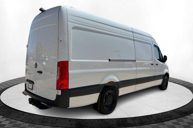 new 2024 Mercedes-Benz Sprinter 2500 car, priced at $66,078