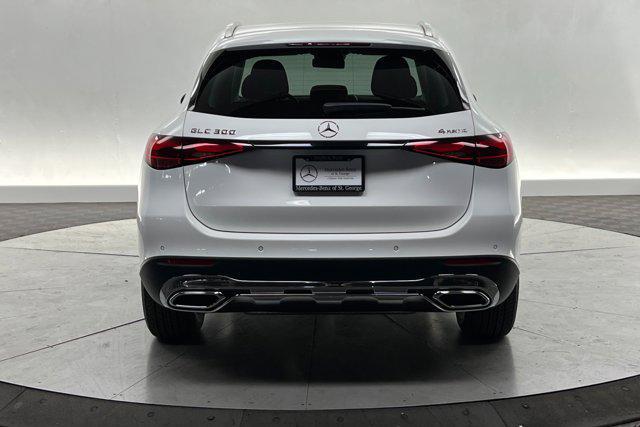 new 2024 Mercedes-Benz GLC 300 car, priced at $50,985