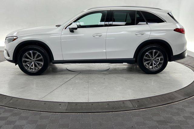 new 2024 Mercedes-Benz GLC 300 car, priced at $50,985