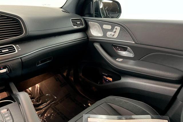 new 2025 Mercedes-Benz AMG GLE 53 car, priced at $105,625