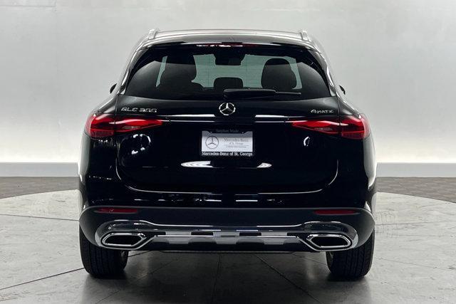 new 2025 Mercedes-Benz GLC 300 car, priced at $58,685