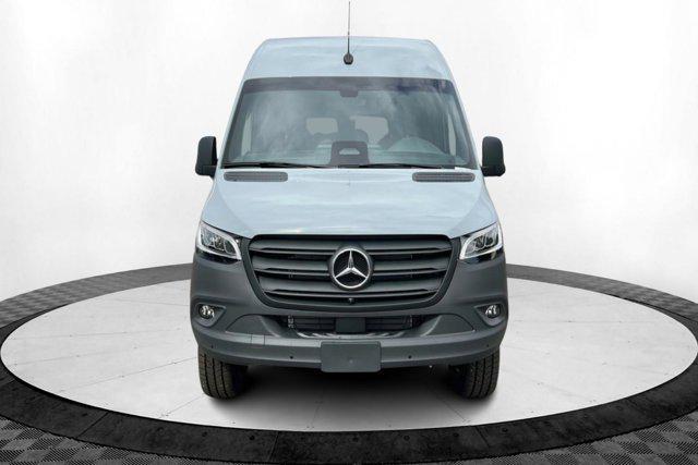 new 2025 Mercedes-Benz Sprinter 2500 car, priced at $90,569