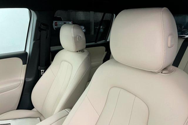 new 2025 Mercedes-Benz GLB 250 car, priced at $49,595