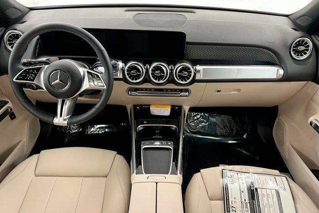 new 2025 Mercedes-Benz GLB 250 car, priced at $49,595