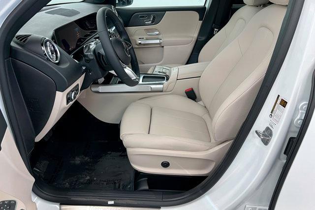 new 2025 Mercedes-Benz GLB 250 car, priced at $49,595