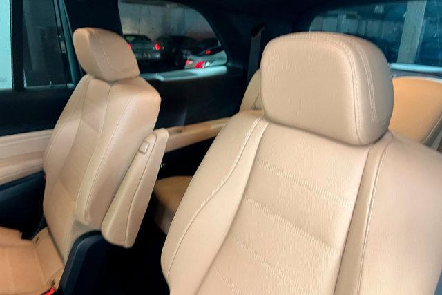 new 2025 Mercedes-Benz GLS 450 car, priced at $104,080