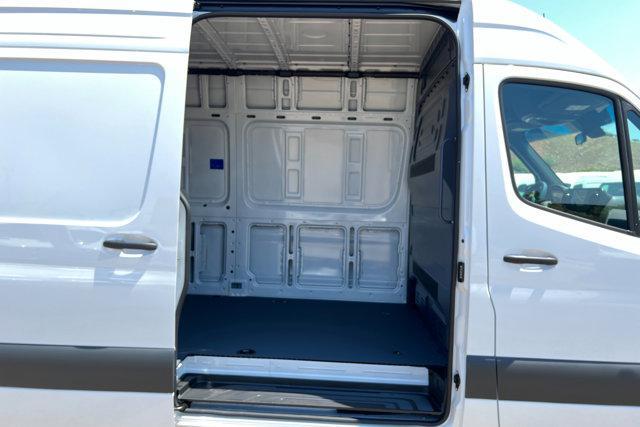 new 2024 Mercedes-Benz Sprinter 2500 car, priced at $66,062