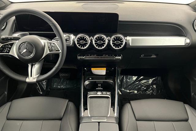 new 2026 Mercedes-Benz GLB 250 car, priced at $51,815