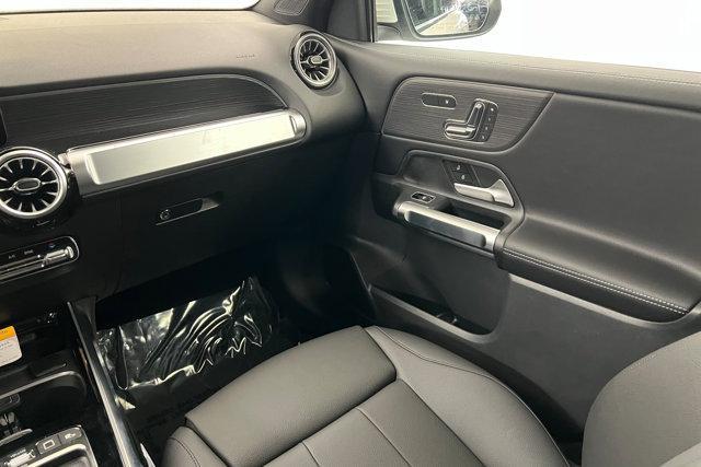 new 2026 Mercedes-Benz GLB 250 car, priced at $51,815