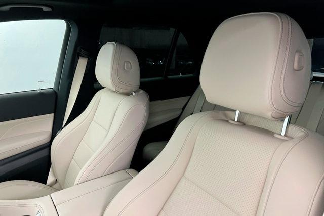 new 2025 Mercedes-Benz GLE 350 car, priced at $71,315