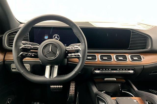 new 2025 Mercedes-Benz GLS 450 car, priced at $95,365