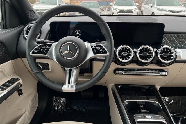 new 2025 Mercedes-Benz GLB 250 car, priced at $47,145