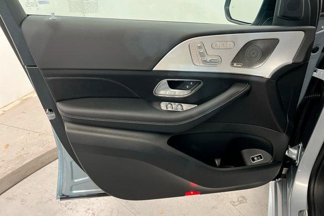 new 2025 Mercedes-Benz GLE 450 car, priced at $87,145
