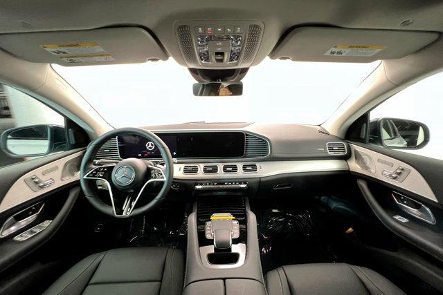 new 2025 Mercedes-Benz GLE 450 car, priced at $87,145