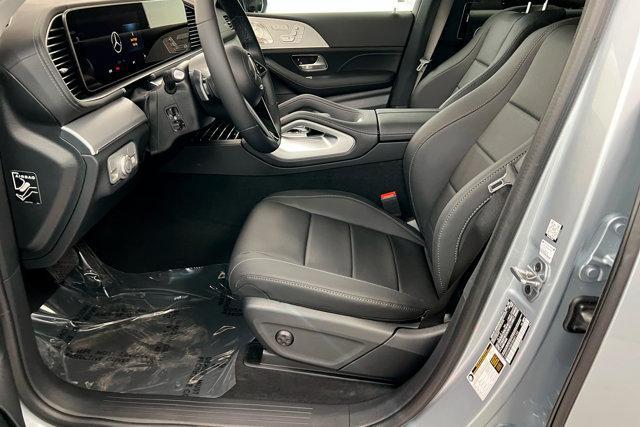 new 2025 Mercedes-Benz GLE 450 car, priced at $87,145