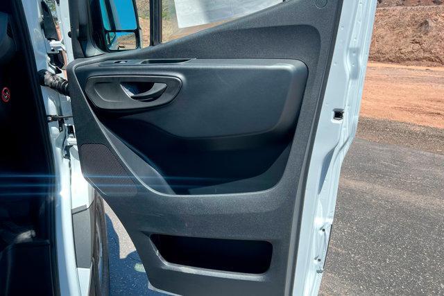 new 2025 Mercedes-Benz Sprinter 2500 car, priced at $59,186