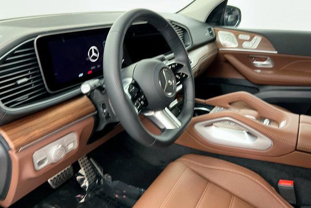 new 2025 Mercedes-Benz GLS 450 car, priced at $100,400
