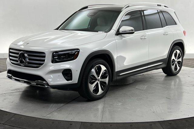 new 2024 Mercedes-Benz GLB 250 car, priced at $51,815