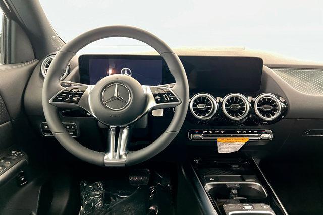 new 2025 Mercedes-Benz GLA 250 car, priced at $50,795