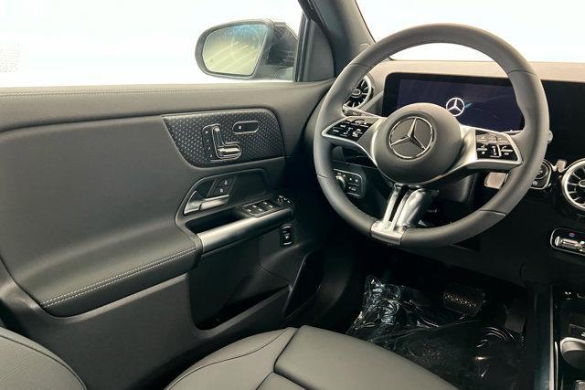 new 2025 Mercedes-Benz GLA 250 car, priced at $50,795