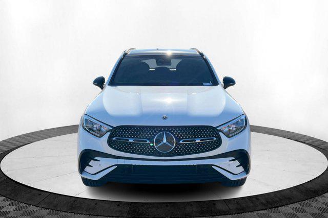 new 2025 Mercedes-Benz GLC 300 car, priced at $60,035