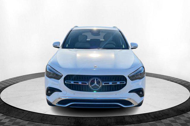 new 2025 Mercedes-Benz GLA 250 car, priced at $48,995