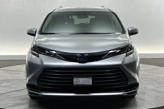 used 2021 Toyota Sienna car, priced at $36,400