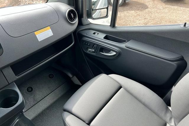 new 2025 Mercedes-Benz Sprinter 2500 car, priced at $91,454