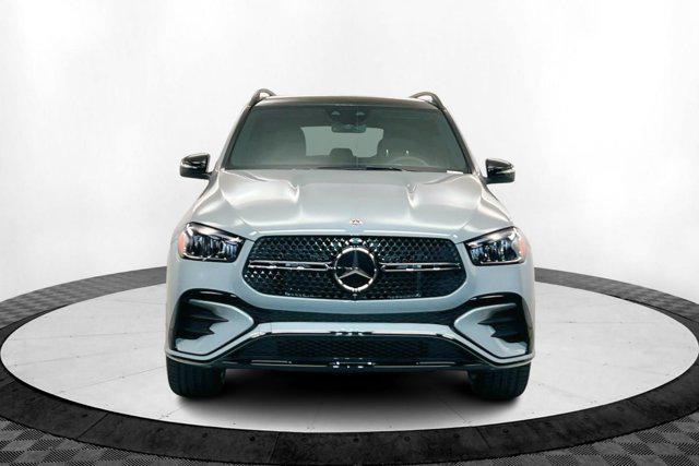 new 2025 Mercedes-Benz GLE 450 car, priced at $85,045