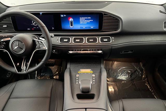 new 2025 Mercedes-Benz GLE 450 car, priced at $73,965