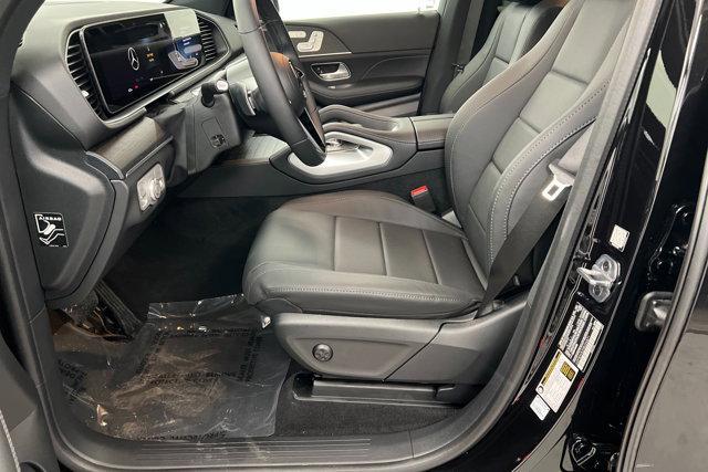 new 2025 Mercedes-Benz GLE 450 car, priced at $73,965